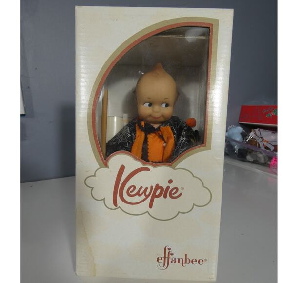 Vintage Effanbee Kewpie 8 Inch Doll Witch Spider Cape 2001 Authentication - Picture 5 of 6